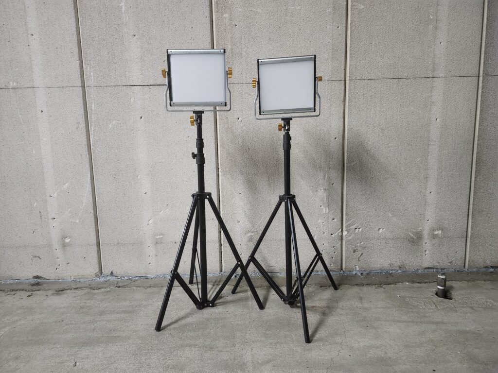 無料で利用できるLED撮影照明